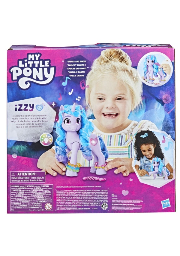 MY LITTLE PONY IZZY VIDÍ JISKRU Hasbro